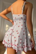 Beyaz Fantezi Seksi Kiraz Desenli Babydoll Gecelik