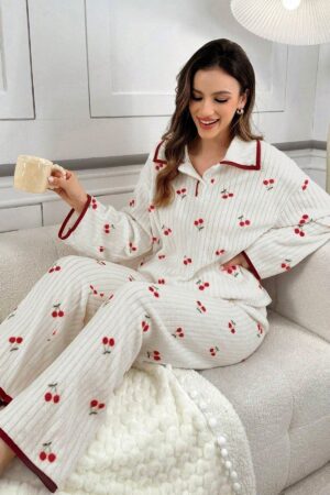 Ekru Kiraz Baskılı Pamuklu Pijama Takımı 7083