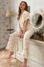 Kadın Ekru Çiçek Desenli Pijama Takımı 7036
