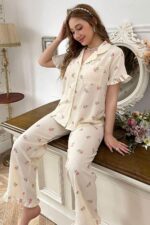 Kadın Ekru Çiçek Desenli Pijama Takımı 7036
