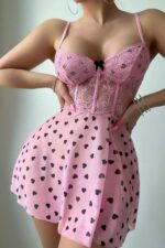 Pembe Fantezi Seksi Dantel Detaylı Kalp Desenli Kurdele Detaylı Babydoll Gecelik