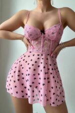 Pembe Fantezi Seksi Dantel Detaylı Kalp Desenli Kurdele Detaylı Babydoll Gecelik
