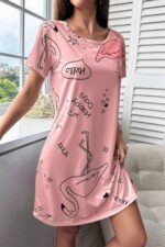 Pembe Flamingo Baskılı Kısa Kollu Midi Boy Gecelik